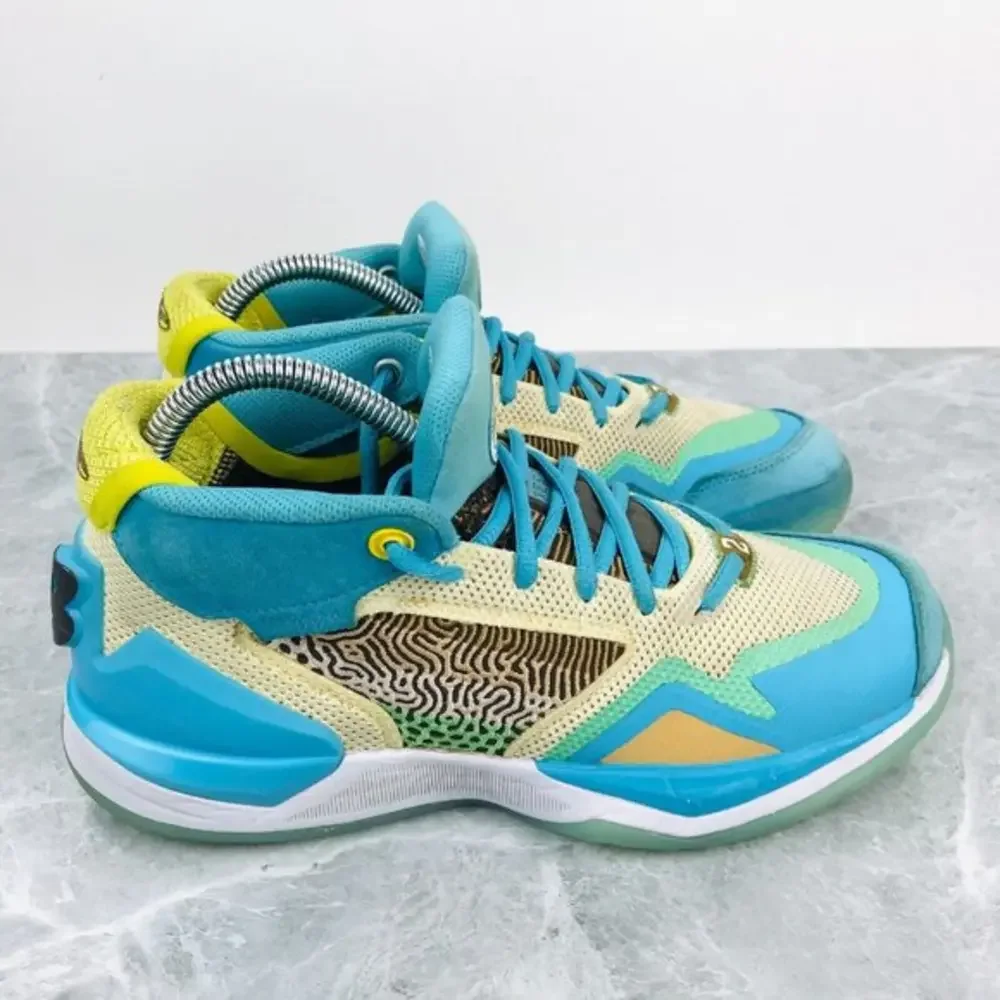 New Balance KAWHI Moreno Kids Size 5.5 Valley Blue Mid Basketball Shoes GBKLSWB1